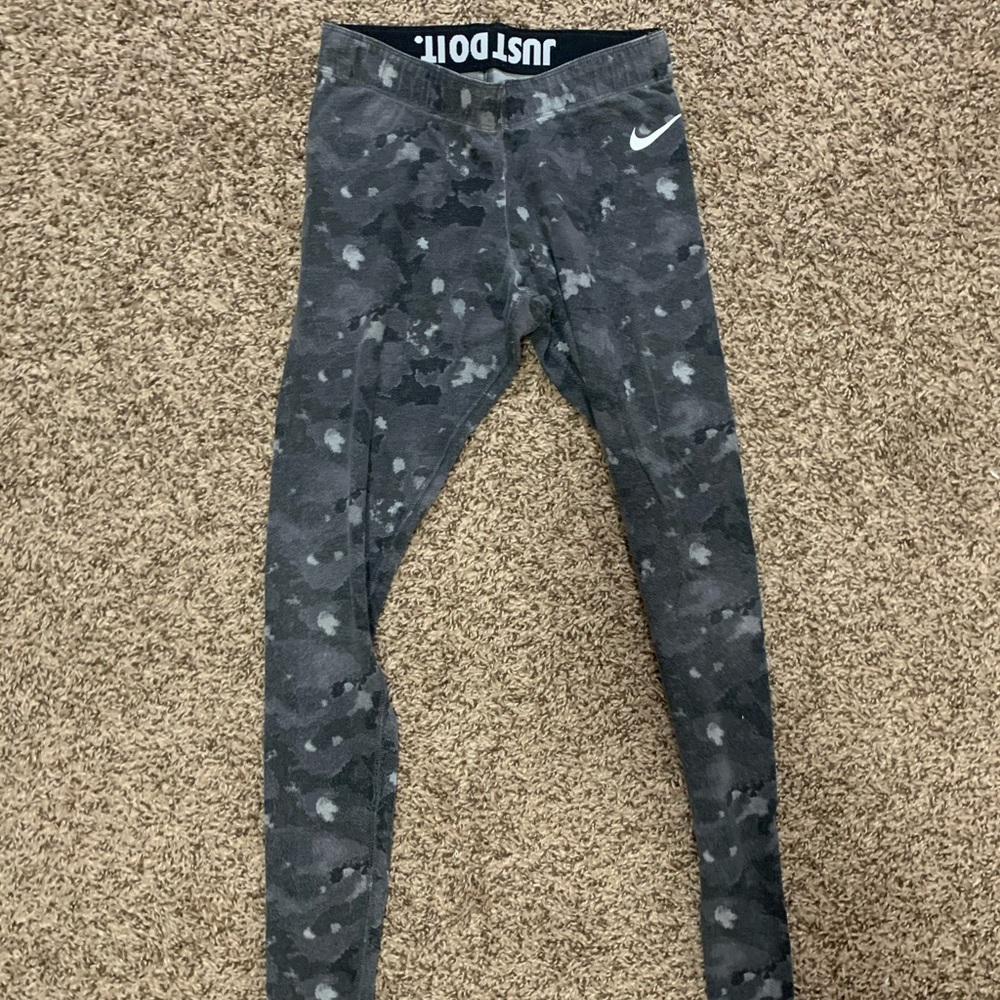 camo nike leggings